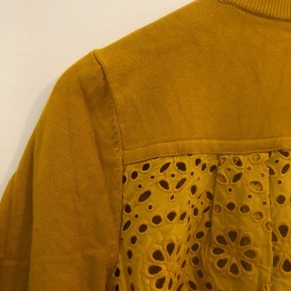 Eyelet back top | Ann Taylor - Picture 3 of 4